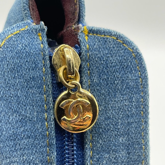 Chanel Denim Jean CC Logo Coco Vanity Makeup Cosmetic Case Pouch Vintage Bag - Picture 16 of 16